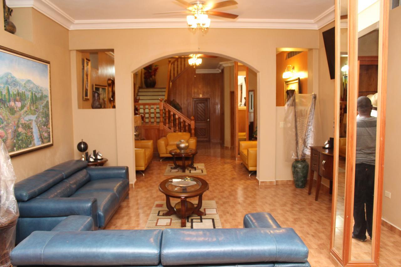 Lebon Hotel Musseau Esterno foto